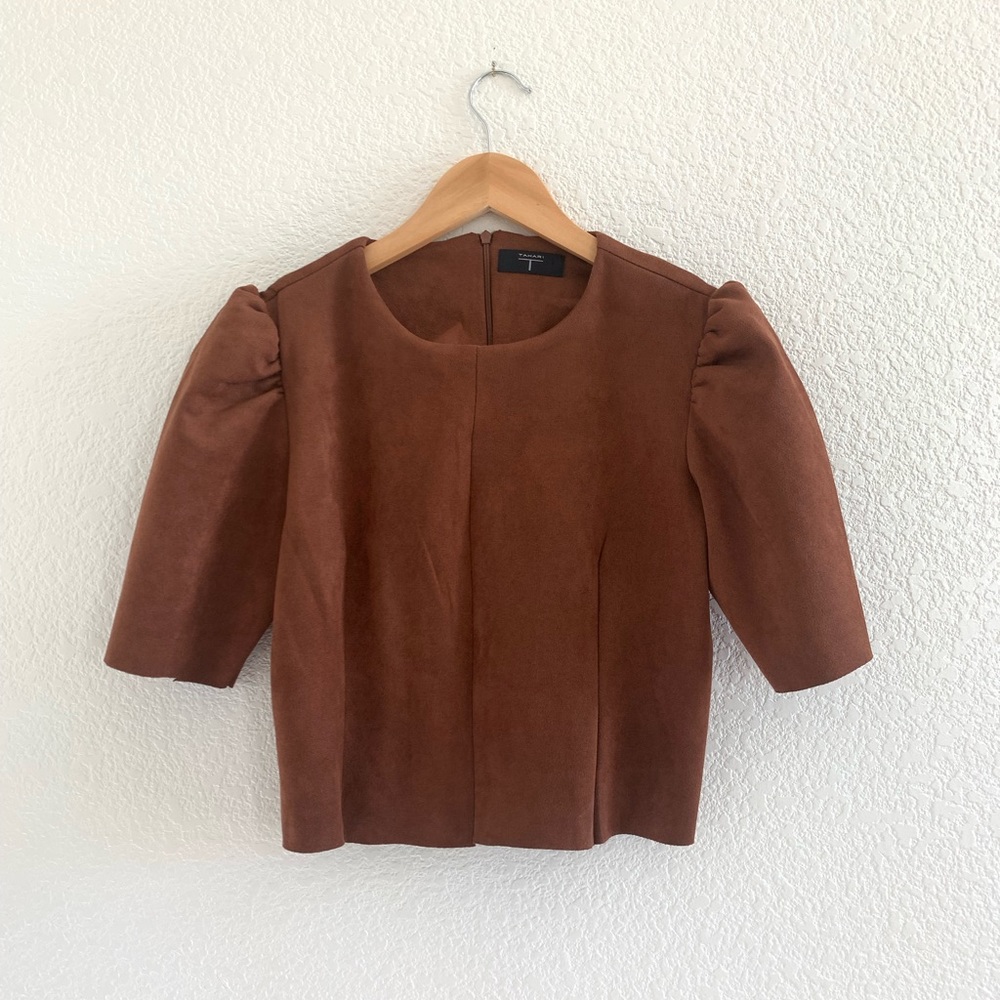 Tahari | Like new brown faux leather puff sleeve fitted blouse size small